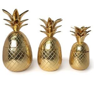 NIB Sealed Set of 3 Pineapples 🍍 no bundles
